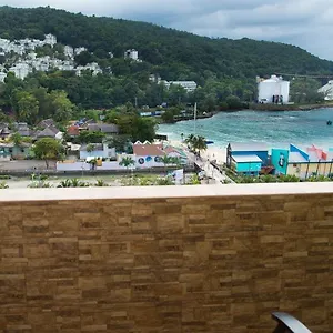 https://the-penthouse-at-turtle-beach-towers.comcaribbean.com