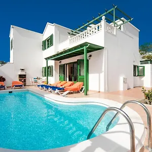 https://villa-isla-de-lobos.in-canary-islands.com